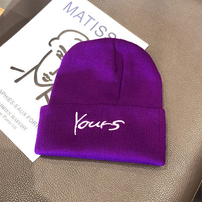 Καθημερινό γυναικείο καπέλο με κεντημένη επιγραφή