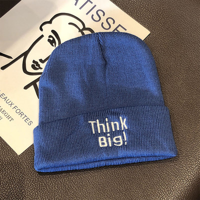 Καθημερινό γυναικείο καπέλο με κεντημένη επιγραφή