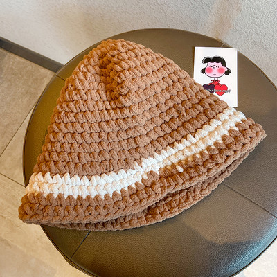 Női alkalmi sapka - idióta típus