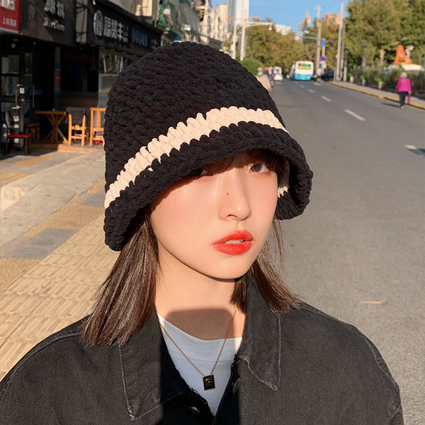 Női alkalmi sapka - idióta típus