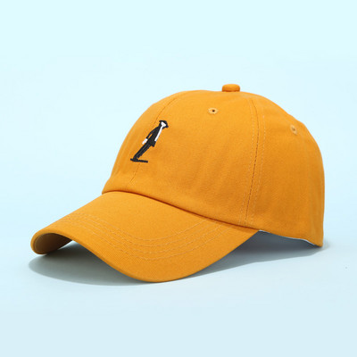 Γυναικείο casual καπέλο με κεντήματα σε διάφορα μοντέλα