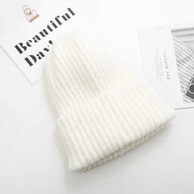 Kötött sapka sima mintás sok színben