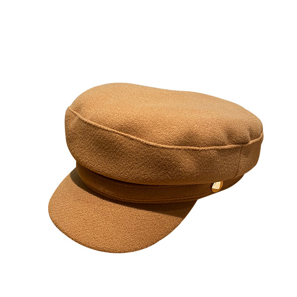 Modern téli női sapka - retro stílusú napellenzővel