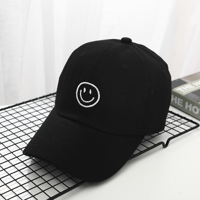 Καπέλο μπέιζμπολ με κεντήματα