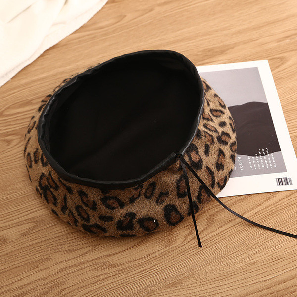 Barett plüss sapka állatmintával