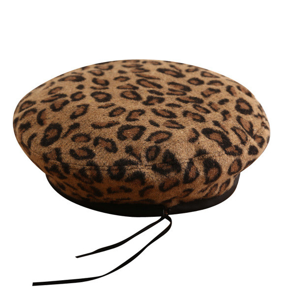 Barett plüss sapka állatmintával