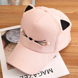 Nyári baseball sapka hímzéssel és 3D elemmel