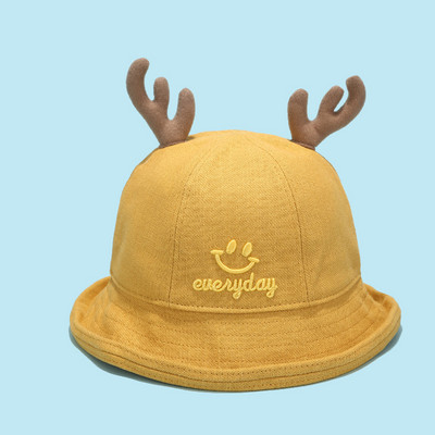 Καθημερινό γυναικείο καπέλο με στοιχεία 3D - διάφορα μοντέλα