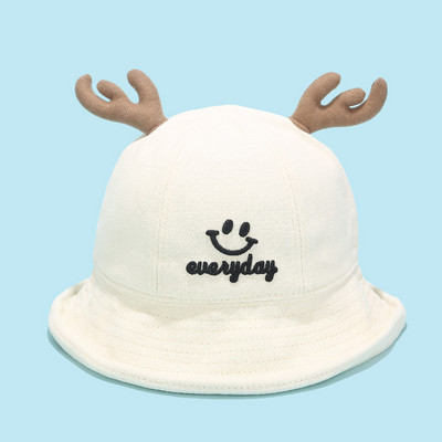 Καθημερινό γυναικείο καπέλο με στοιχεία 3D - διάφορα μοντέλα