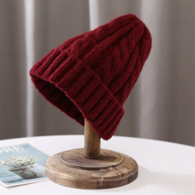 Alkalmi női kötött sapka több színben