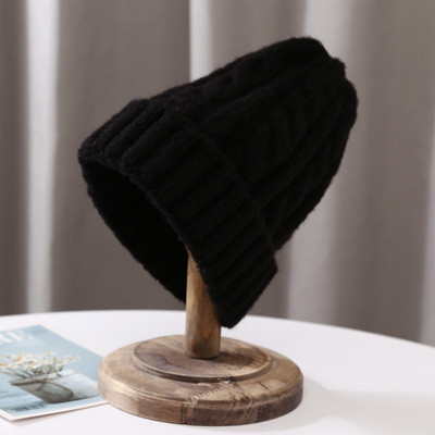 Alkalmi női kötött sapka több színben