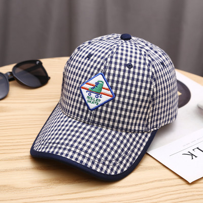 Καρό καπέλο μπέιζμπολ με έμβλημα