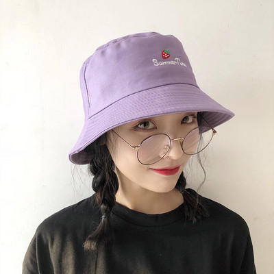 Női alkalmi sapka hímzéssel - idióta típus