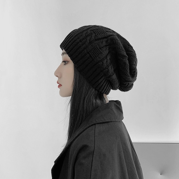 Női alkalmi kötött sapka