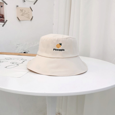 Μοντέρνο γυναικείο καπέλο με κέντημα