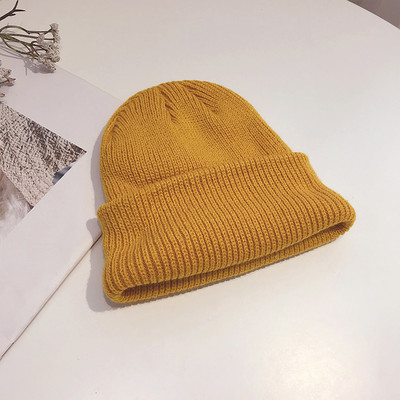 Γυναικείο πλεκτό καπέλο - κατάλληλο για το χειμώνα