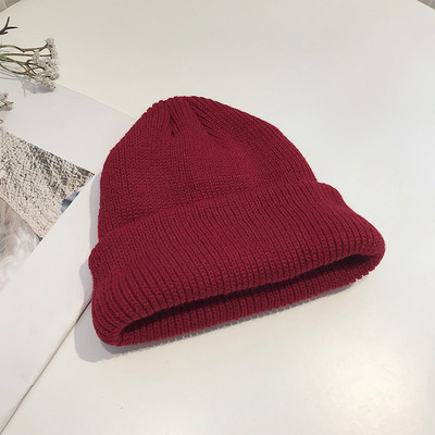 Γυναικείο πλεκτό καπέλο - κατάλληλο για το χειμώνα