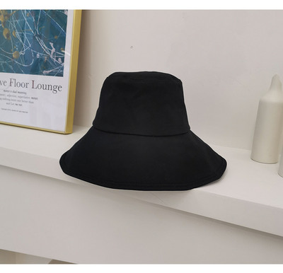 Κλαικό γυναικείο καπέλο με περιθώριο