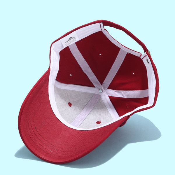 Ženska kapa sa šiltom-clean model