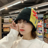 Új modell női kötött sapka virághímzéssel