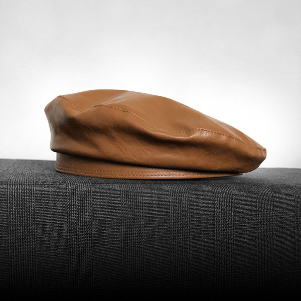 Aktuális női svájcisapka eco bőrből