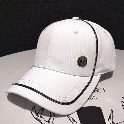 Új modell női sapka - napellenzővel és fém elemmel