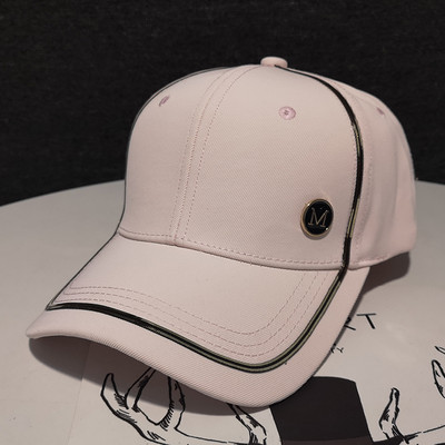 Új modell női sapka - napellenzővel és fém elemmel