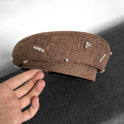 Modern női barett típusú kövekkel díszített sapka