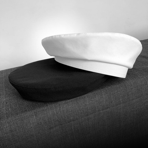 Stílusos téli női barett típusú sapka - sima modell