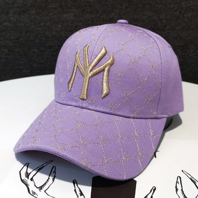 Új modell női sapka napellenzővel és hímzéssel