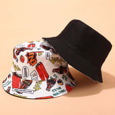 Kétoldalas női sapka rátéttel