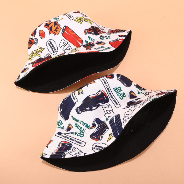 Kétoldalas női sapka rátéttel