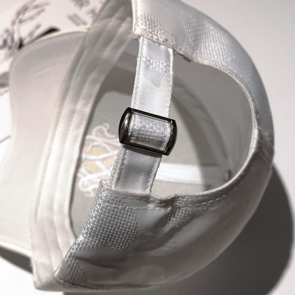 Új modell női sapka - napellenzővel több színben