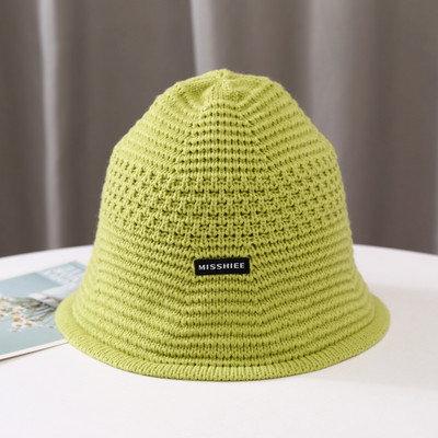 Női kötött horgászsapka