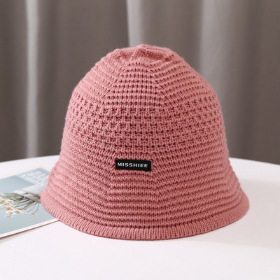 Női kötött horgászsapka