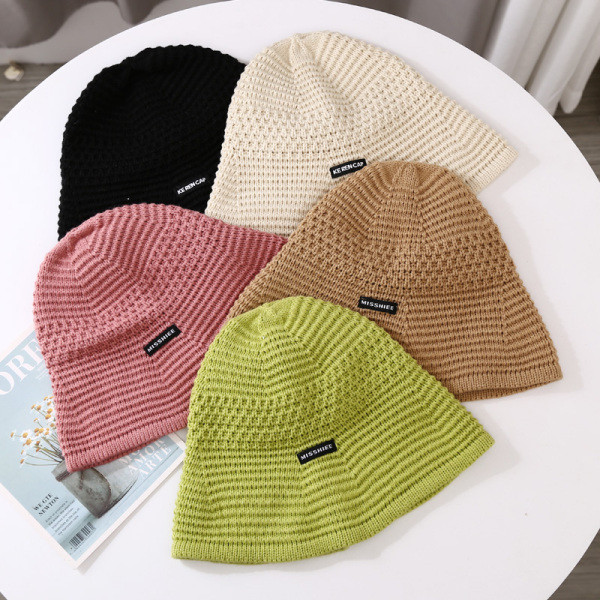 Női kötött horgászsapka