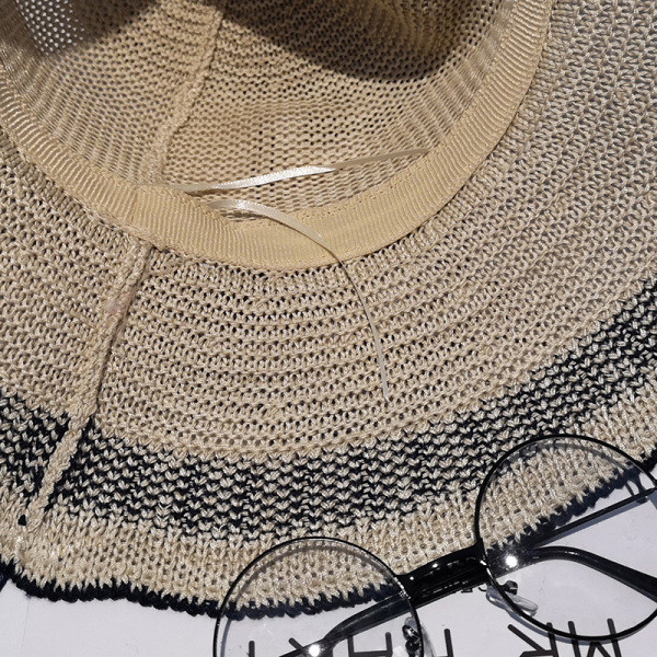 Nyárra alkalmas új modell női sapka szalaggal