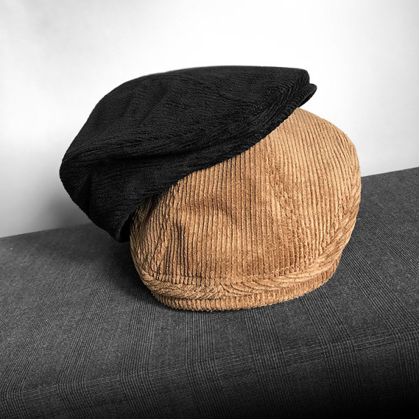 Modern női sapka kordbársonyból