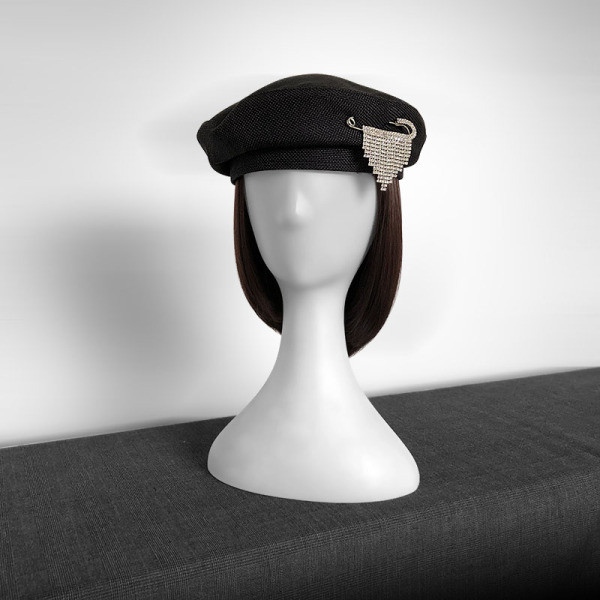 Modern női barett típusú sapka kiegészítővel