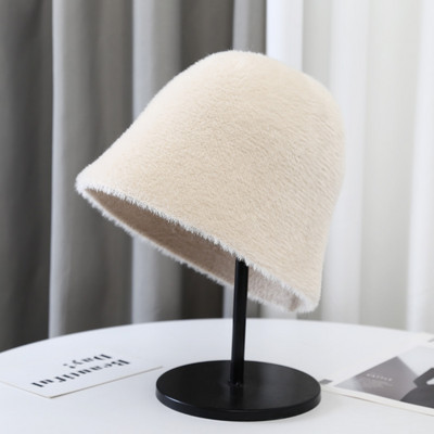 Γυναικείο καπέλο χνουδοτό