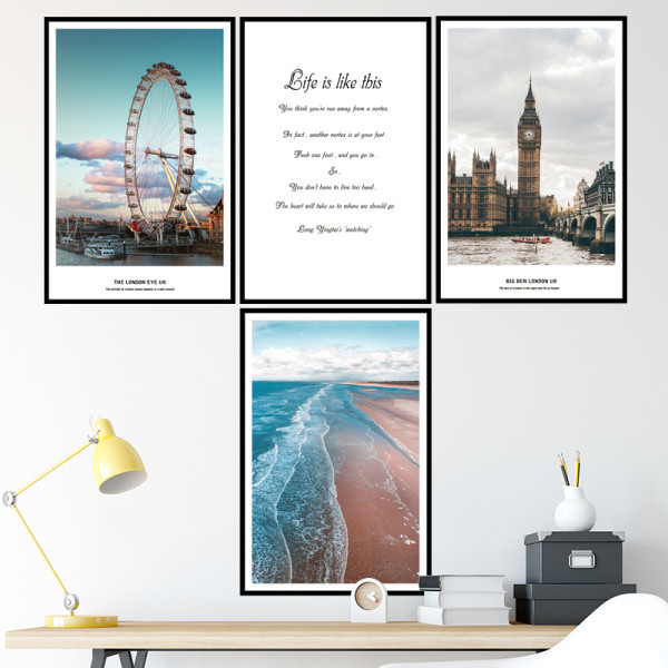 Lipdukas ant sienos su užrašais