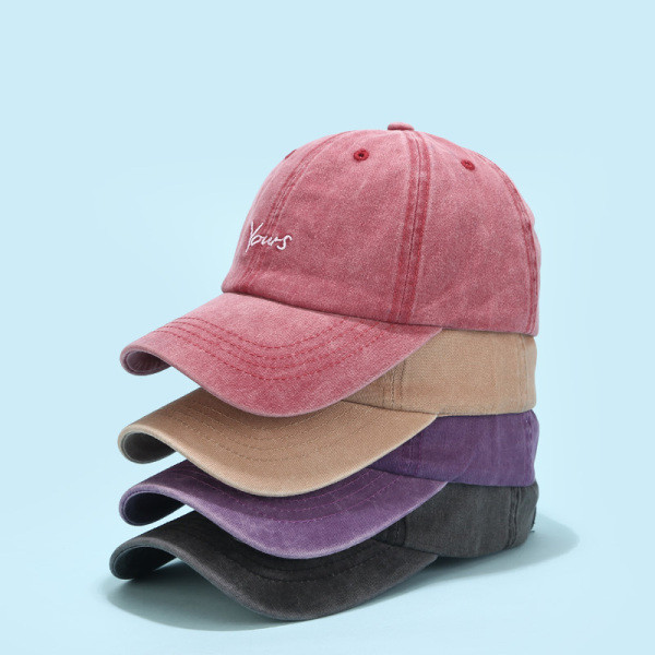 Ljetna bejzbol kapa s izvezenim natpisom