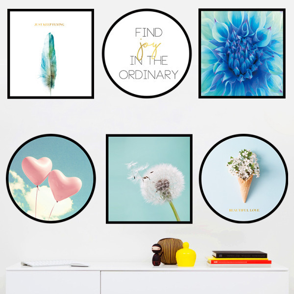 Öntapadó faldísz felirattal és virágokkal