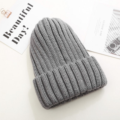 Πλεκτό καπέλο χειμερινό με φούντα