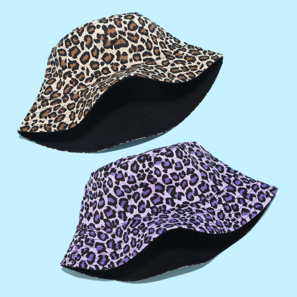 Alkalmi női sapka leopárdmintával