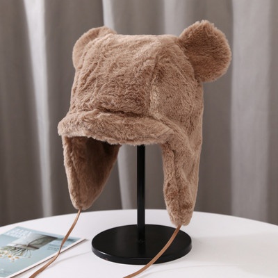 Női téli sapka 3D elemekkel