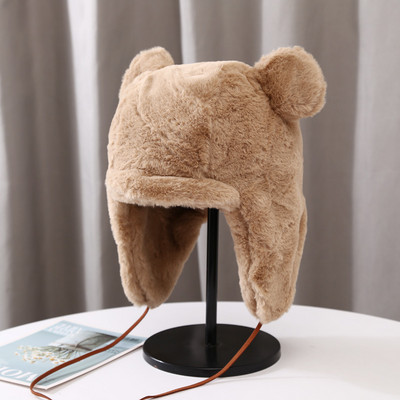 Női téli sapka 3D elemekkel