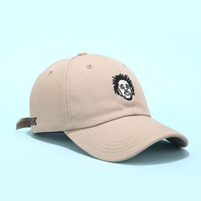 Uniszex sapka napellenzővel és színes hímzéssel