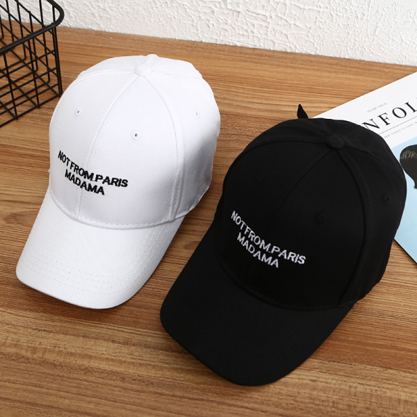 Alkalmi kalap felirattal - nőknek és férfiaknak egyaránt alkalmas