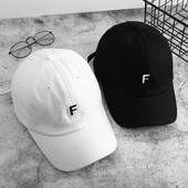 Textil baseball sapka fehér és fekete színben